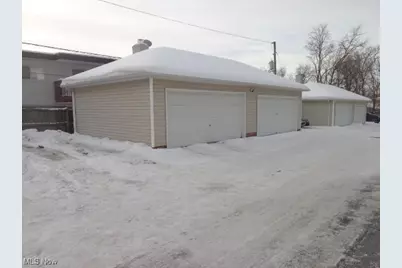 11541 Riverview Court #15, Loveland, OH 44130 - Photo 17