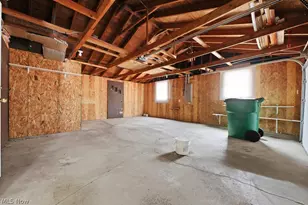 888 Fairfield School Rd, Columbiana, OH 44408 - Photo 23