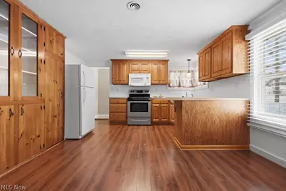 888 Fairfield School Road, Columbiana, OH 44408 - Photo 3