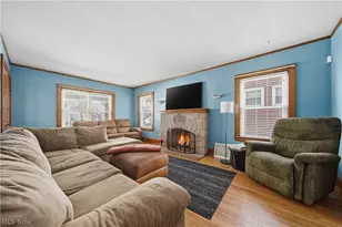 154 Crescent Dr, Akron, OH 44301 - Photo 19