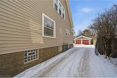 154 Crescent Drive, Akron, OH 44301 - Photo 29