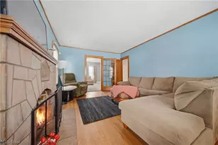 154 Crescent Dr, Akron, OH 44301 - Photo 17