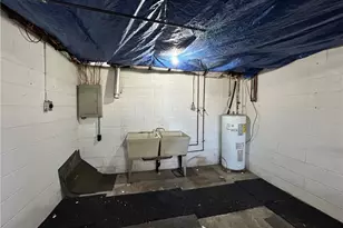 98 View St, Weirton, WV 26062 - Photo 9