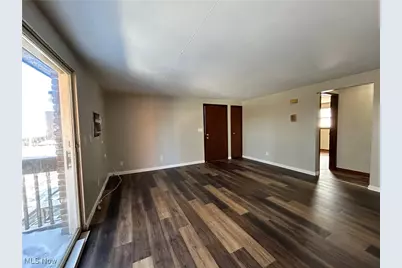 98 View St #2, Weirton, WV 26062 - Photo 3