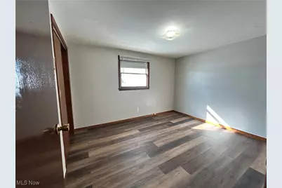 98 View St #2, Weirton, WV 26062 - Photo 7