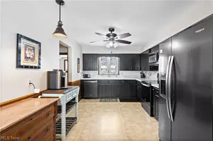 236 Knollwood Dr, Wadsworth, OH 44281 - Photo 11