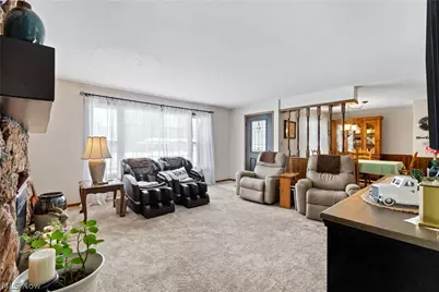 236 Knollwood Drive, Wadsworth, OH 44281 - Photo 9