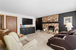 236 Knollwood Dr, Wadsworth, OH 44281 - Photo 5