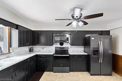 236 Knollwood Drive, Wadsworth, OH 44281 - Photo 13