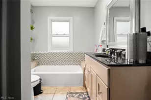 1379 Westlake Ave, Oakwood, OH 44107 - Photo 13