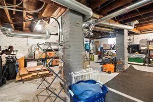 1379 Westlake Ave, Oakwood, OH 44107 - Photo 21