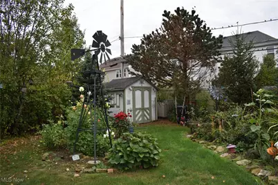 1026 Joy Oval, Green Hills, OH 44131 - Photo 37