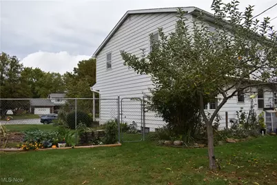 1026 Joy Oval, Green Hills, OH 44131 - Photo 35