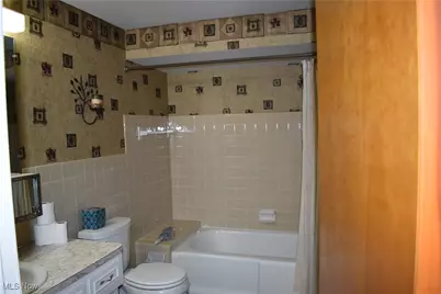 1026 Joy Oval, Green Hills, OH 44131 - Photo 25