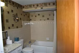 1026 Joy Oval, Green Hills, OH 44131 - Photo 25