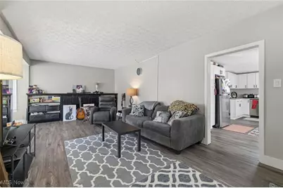 1022 19th Street NE, Canton, OH 44714 - Photo 5