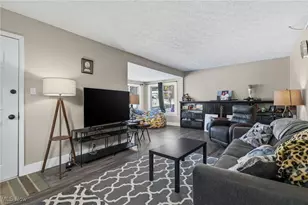 1022 19th St NE, Canton, OH 44714 - Photo 7