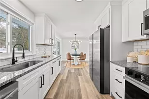 9856 Market Ave N, Hartville, OH 44632 - Photo 21