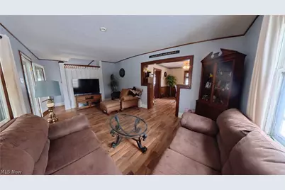 404 Wirth Avenue, Akron, OH 44312 - Photo 5