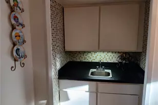 940 Trimble Pl, Sagamore Hills, OH 44067 - Photo 5