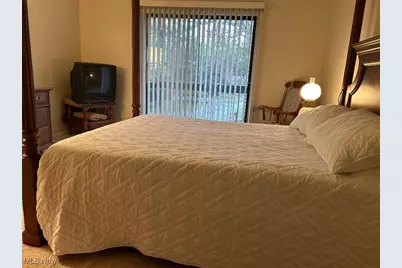 940 Trimble Place, Sagamore Hills, OH 44067 - Photo 25