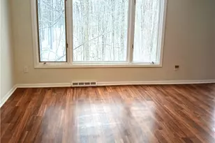 940 Trimble Pl, Sagamore Hills, OH 44067 - Photo 7