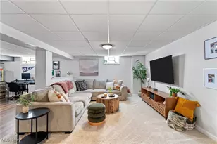 2248 Hivue Dr, Green, OH 44312 - Photo 19