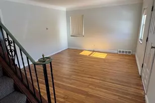 455 E 200th St, Euclid, OH 44119 - Photo 3