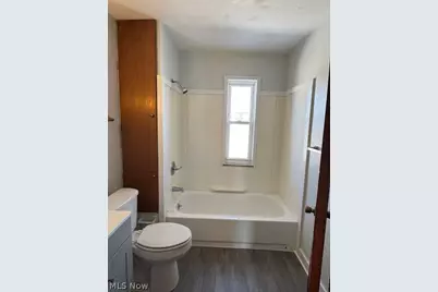 455 E 200th Street, Euclid, OH 44119 - Photo 5