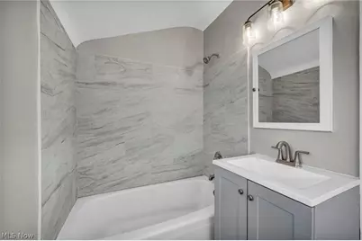 257 E 270th Street, Euclid, OH 44132 - Photo 33