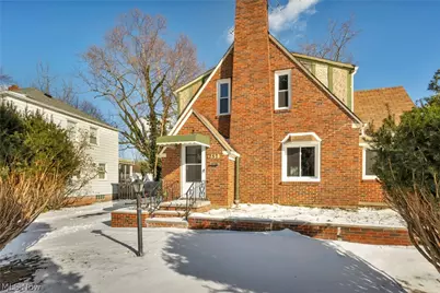 257 E 270th Street, Euclid, OH 44132 - Photo 3