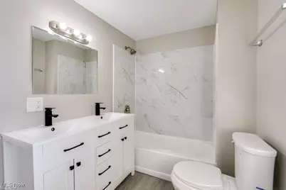 920 Bloomfield Avenue, Akron, OH 44302 - Photo 27