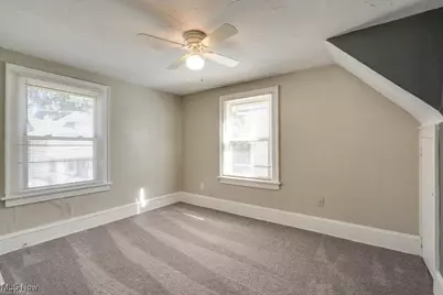 920 Bloomfield Avenue, Akron, OH 44302 - Photo 29