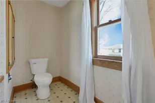 723 N 16th St, Cambridge, OH 43725 - Photo 41