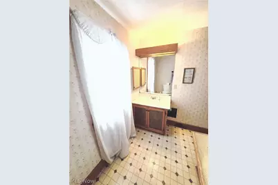 723 N 16th Street, Cambridge, OH 43725 - Photo 37