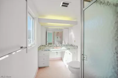 36470 Timberlane Drive, Solon, OH 44139 - Photo 17