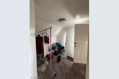 882 Eddy Road, Loveland, OH 44108 - Photo 3