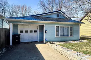 823 Goddard Ave, Zanesville, OH 43701 - Photo 1