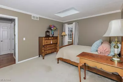 318 Hillside Lane, Chagrin Falls, OH 44022 - Photo 33