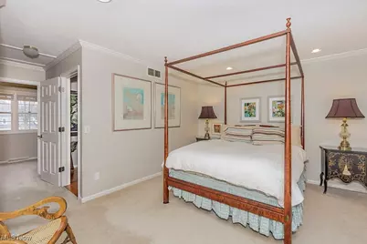 318 Hillside Lane, Chagrin Falls, OH 44022 - Photo 23