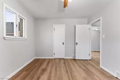 19417 Mohawk Avenue, Loveland, OH 44119 - Photo 21