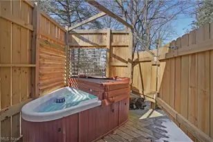 2822 Lakeland Pkwy, Silver Lake, OH 44224 - Photo 41