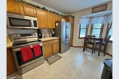 2518 Woodlawn Circle NW #42A, Canton, OH 44708 - Photo 3