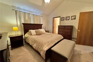 2518 Woodlawn Cir NW, Canton, OH 44708 - Photo 7