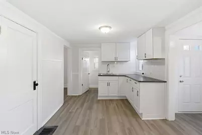 3644 W 48th Street, Loveland, OH 44102 - Photo 13