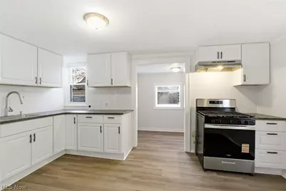 3644 W 48th Street, Loveland, OH 44102 - Photo 11