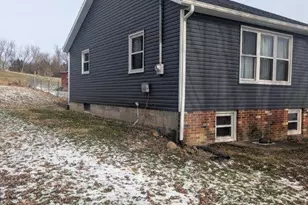 3915 Orchard View Dr SE, East Canton, OH 44730 - Photo 3