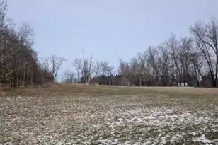 3915 Orchard View Dr SE, East Canton, OH 44730 - Photo 5