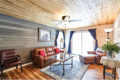 300 Manhattan Parkway, Painesville, OH 44077 - Photo 13