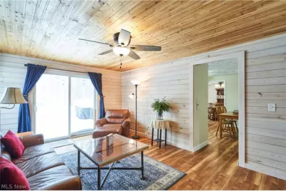 300 Manhattan Parkway, Painesville, OH 44077 - Photo 5